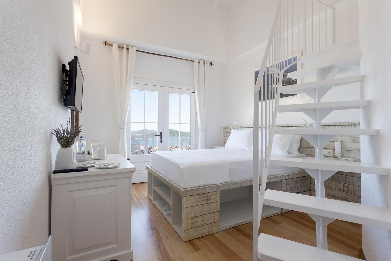 Cunda Pur Beyaz Hotel 외부 사진